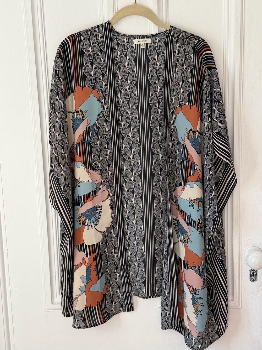 Women’s Max Studio Open Front Kimono Floral Print Ruana Size Large